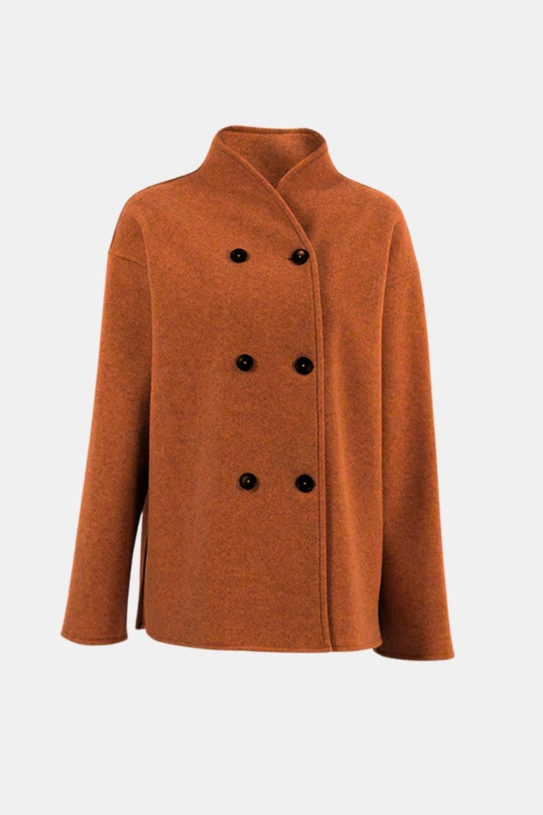 Louisa – Klassisk oversized jakke med dobbelt knappelukking